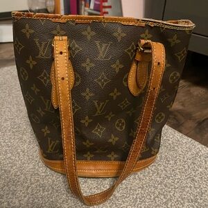 Louis Vuitton Vintage Bucket Bag